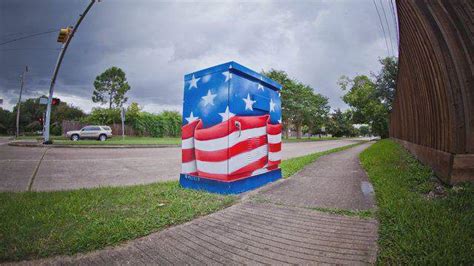 houston electric box murals|Mini Murals Spring Up on Houston’s Traffic Light Boxes.